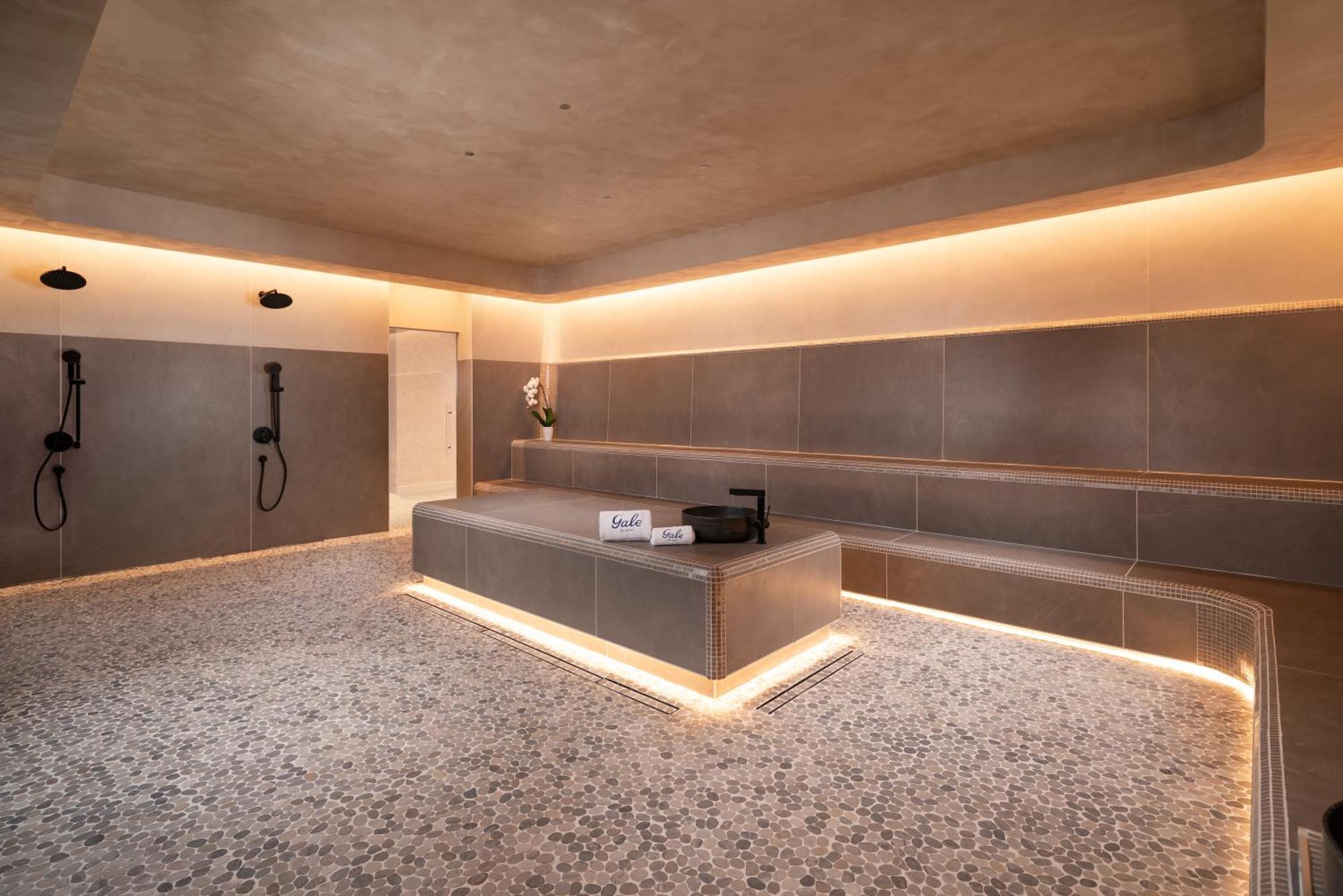 Gale Miami Hotel & Residences Exterior photo