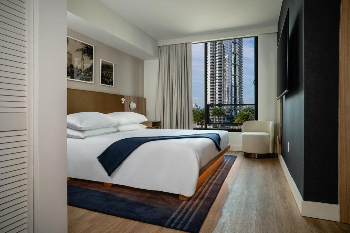 Gale Miami Hotel & Residences Exterior photo